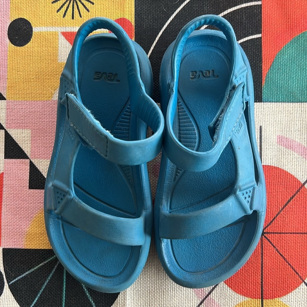 TEVA Hurricane Drift waterproof sandals youth sz. 13 Summer